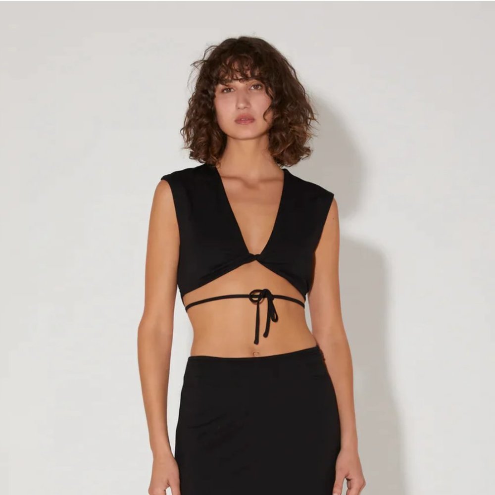 NWT - Hansen and Gretel Whitaker Top Black